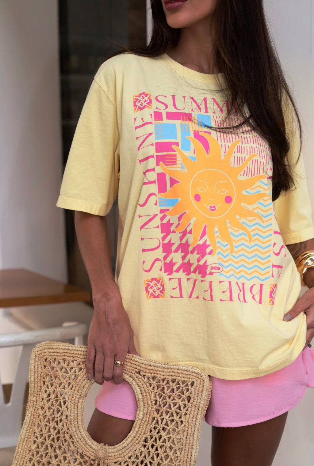 T-SHIRT OVERSIZED SUMMER BREEZE AMARELO MANTEIGA