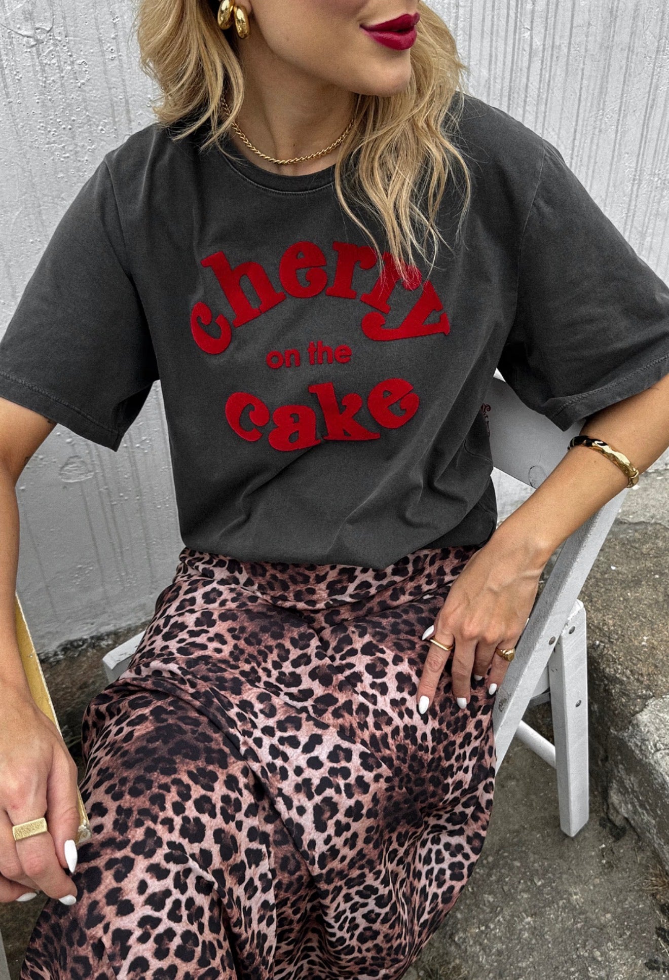 T-SHIRT ESTONADA CHERRY CAKE (COM FLOCADO) CHUMBO